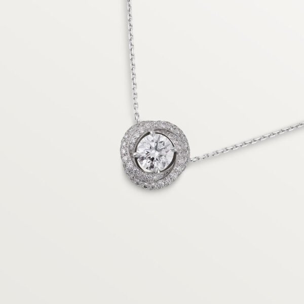 89EF1EA2-6BC0-D172-CE8F-87EC331EC4DD.jpg TRINITY RUBAN NECKLACE