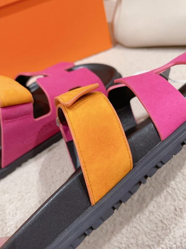 8FC40207-F306-8A64-97CE-08D1DFD9E48D.jpg Hermes Unisex Chypre Sandal