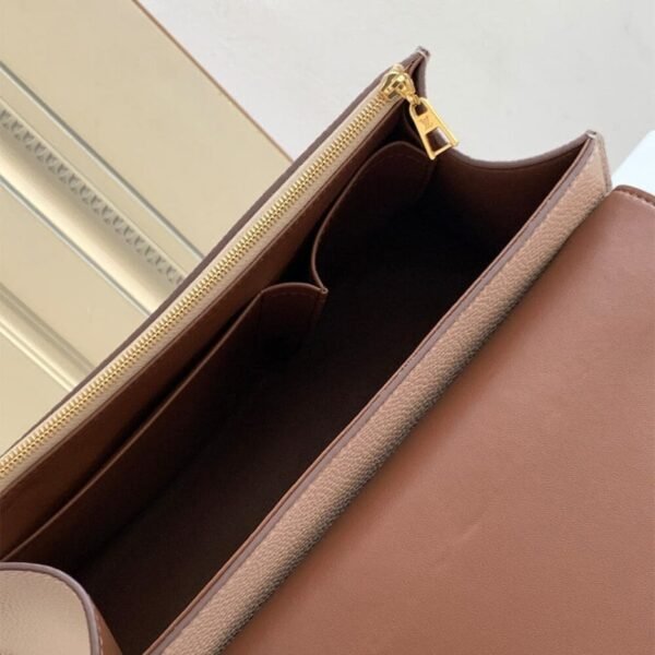 Louis Vuitton Twist MM M59070