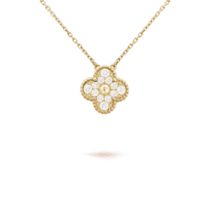 9485FDDB-141A-AF25-B3F1-610CB2CDE056.png Vintage Alhambra pendant
