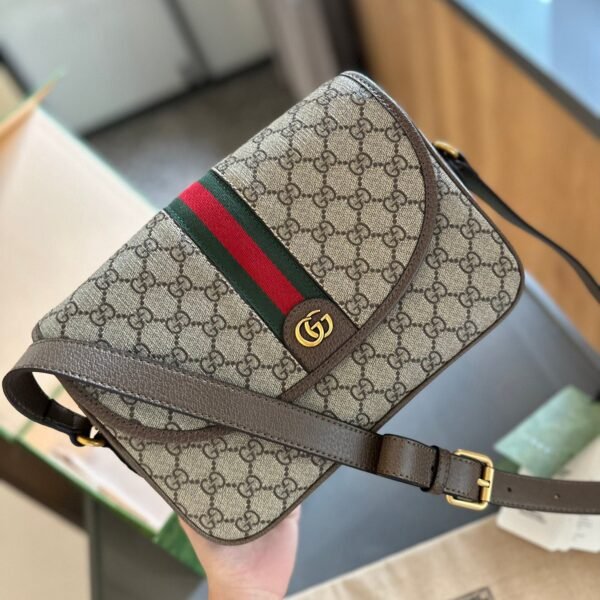 9EC95D49-1984-E363-16C3-22FBFE46B07E.jpg OPHIDIA SMALL SHOULDER BAG