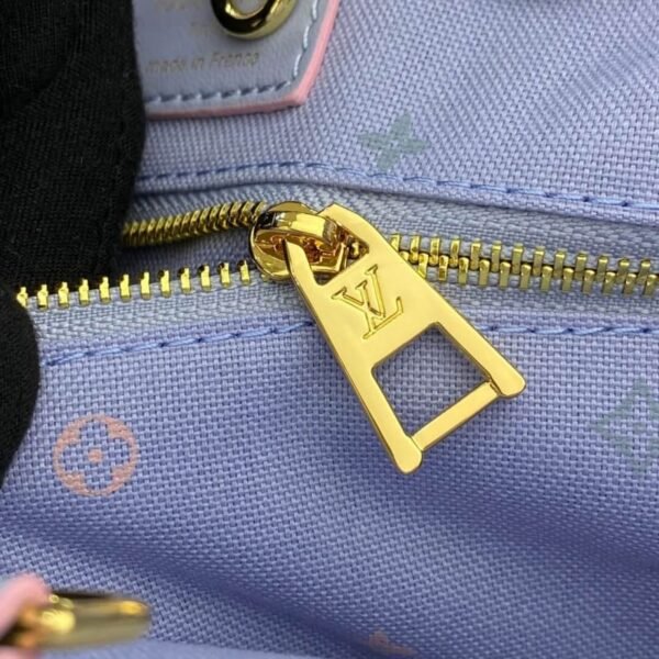 Louis Vuitton OnTheGo MM M20510