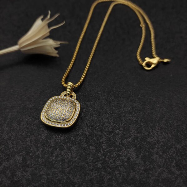 9F0AC4FB-2690-C822-A9EE-46B38F595CE7.jpg Albion® Pendant in 18K Yellow Gold with Pave Diamonds,18mm