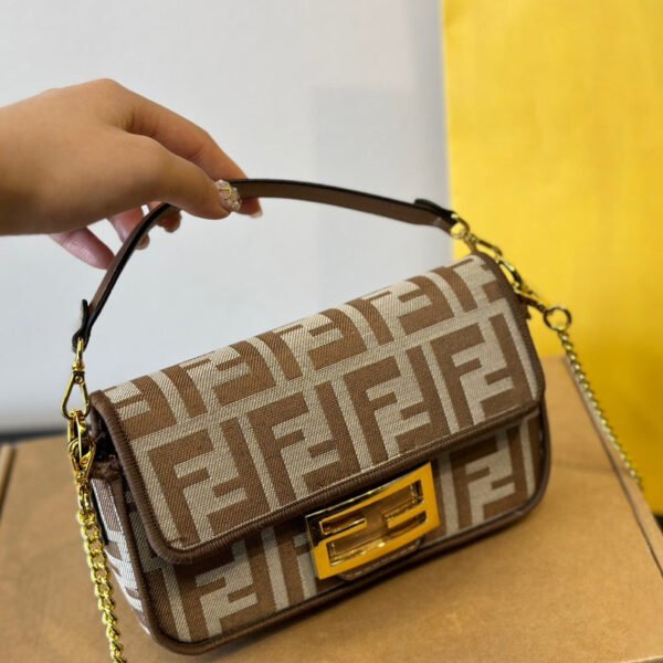 Fendi Baguette Mini