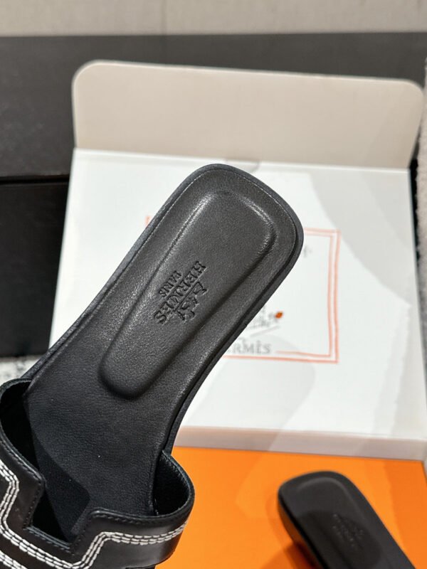 Hermes Women's Oran Sandal