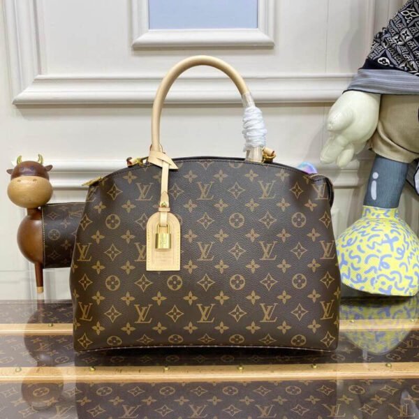 Louis Vuitton Grand Palais M45898