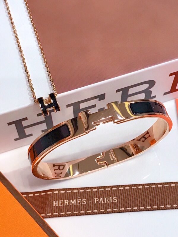 Hermes Clic HH bracelet + Mini Pop H pendant - 17