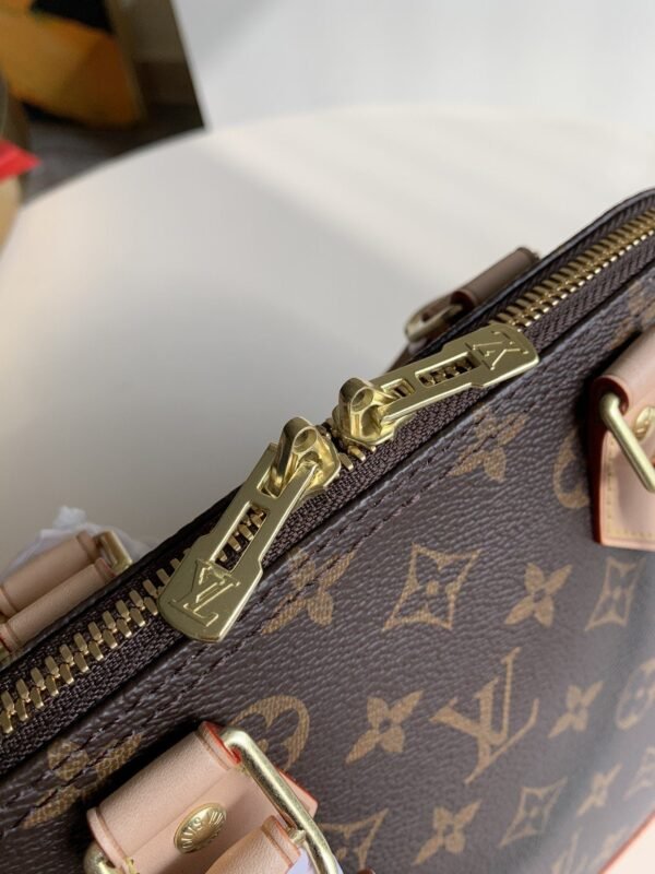Louis Vuitton Alma PM M53151