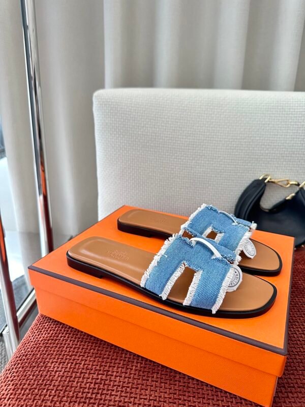 Hermes Women's Oran Sandal