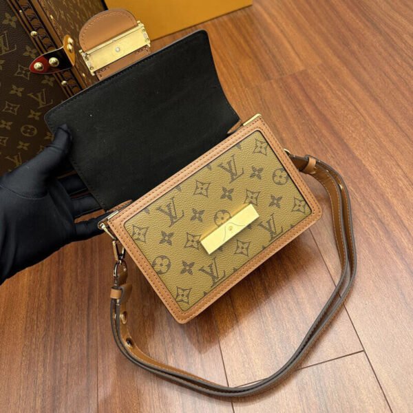Louis Vuitton M45959 Mini Dauphine