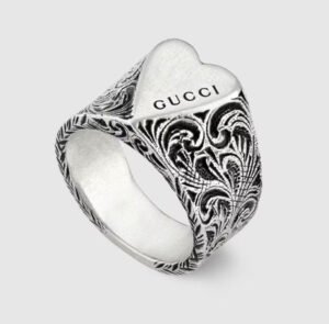B047E02B-1778-847E-A63B-40A0E06C3846.jpg Heart Ring