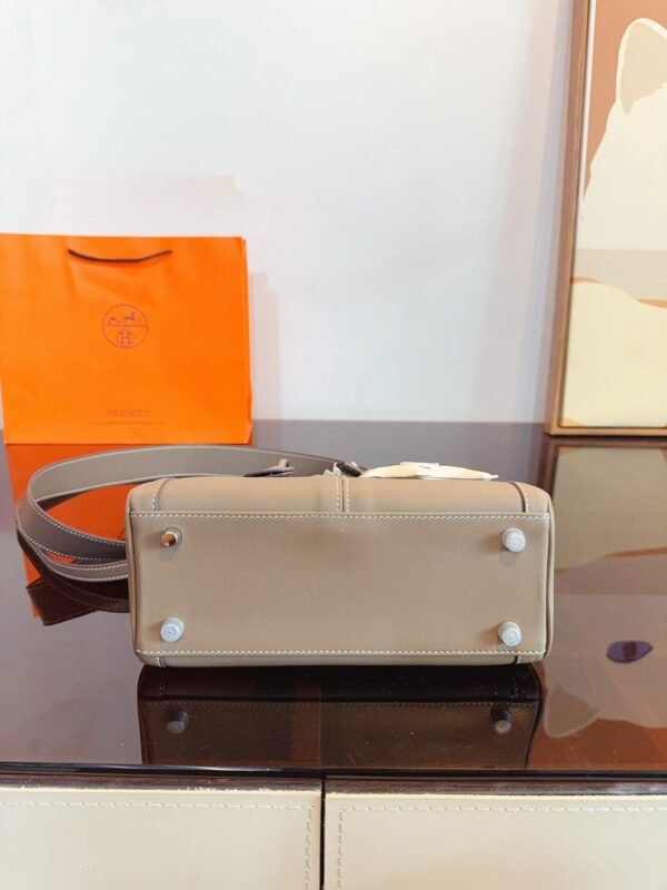 B0F6ED37-00DE-7F49-7567-F1673E0C99A8.jpg Kelly 25 Bag