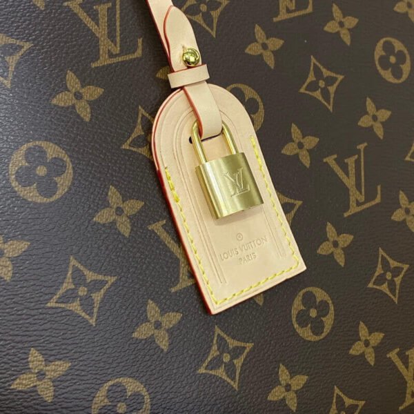 Louis Vuitton Grand Palais M45898