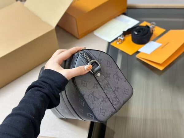 Louis Vuitton CITY KEEPALL BAG M45936