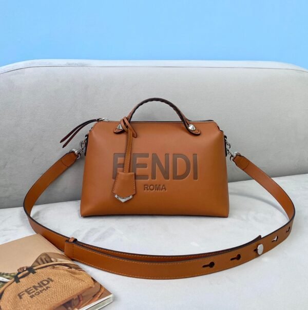 B83E880C-6592-B1FA-AB18-2E61D0ED3227.jpg Fendi By The Way Medium Bag