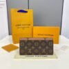 B8A2D388-454F-66CD-CEC1-43079A10AA35.jpg Louis Vuitton Sarah Wallet M80726