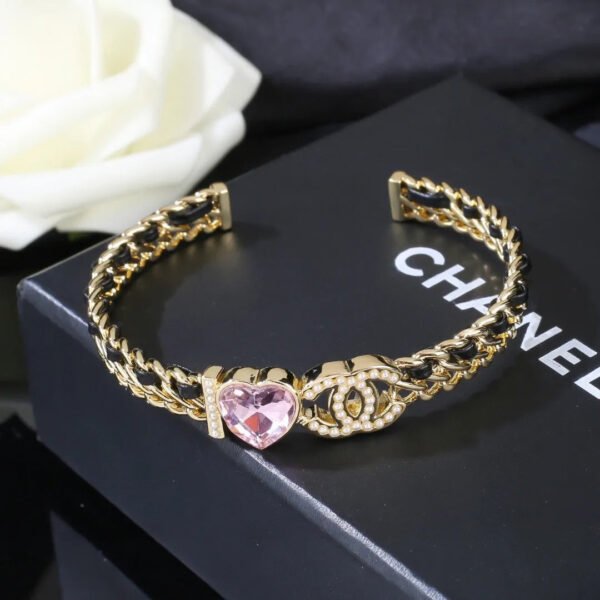 BC6164AD-A5FD-C381-0EC3-A41147378A3D.jpg CC Bracelet 0003