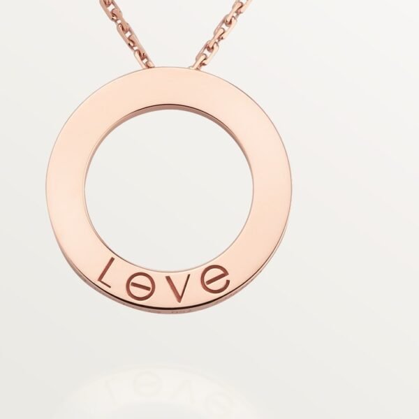 BEADB0E3-BCC3-23F6-0752-45DA9F24EDF3.jpg LOVE NECKLACE