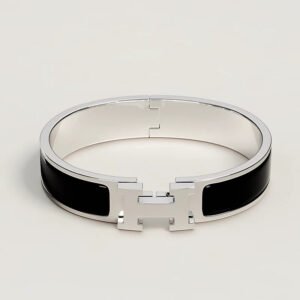 C3B08FA9-BEDD-0229-CE96-3ED994447FB5.jpg Hermes Clic H bracelet