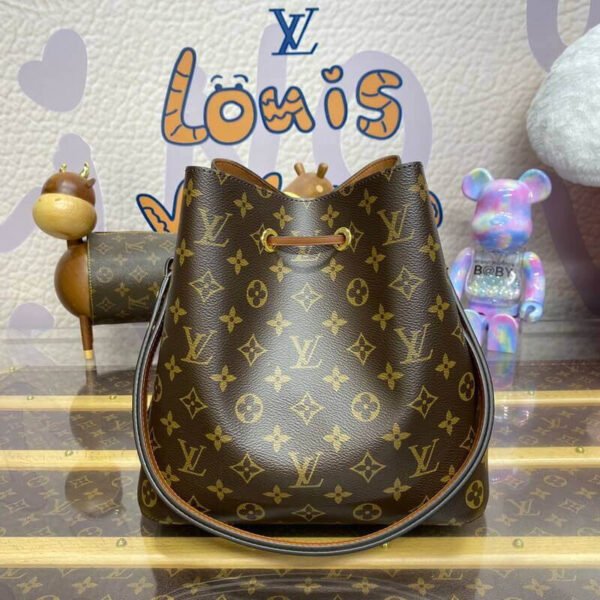 C646200C-955F-D397-1DD5-65F28CB5ACC5.jpg Louis Vuitton NéoNoé MM M44887