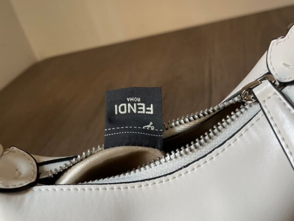 CAE5934F-B44E-866C-5461-0914B557E7FA.jpg Fendi Nano Fendigraphy Bag