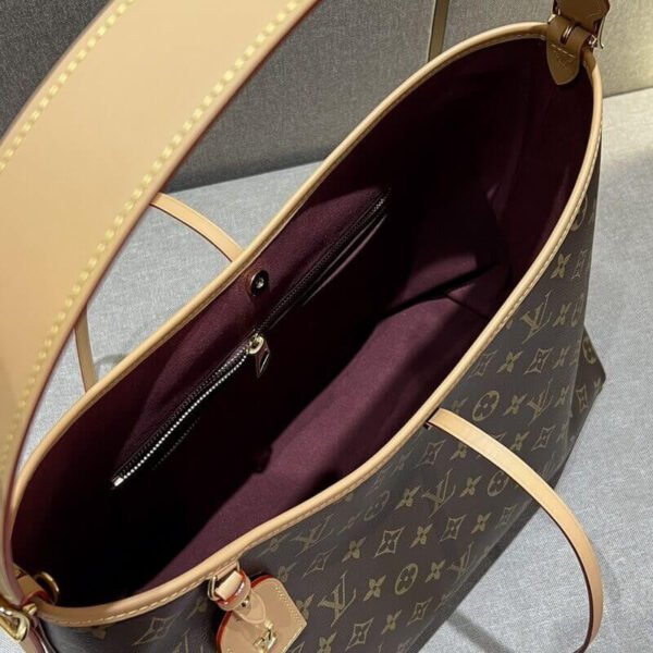 Louis Vuitton M46197 CarryAll MM
