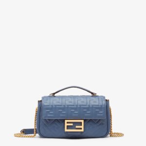 CBCFFE8C-679F-1AAF-62CA-98AD61D9FA14.jpg Fendi Baguette Chain Midi