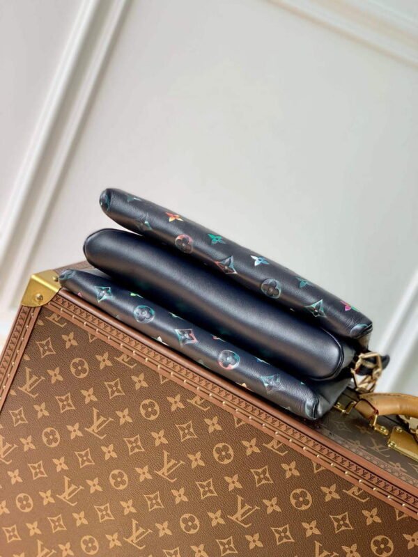 Louis Vuitton Coussin PM M21353