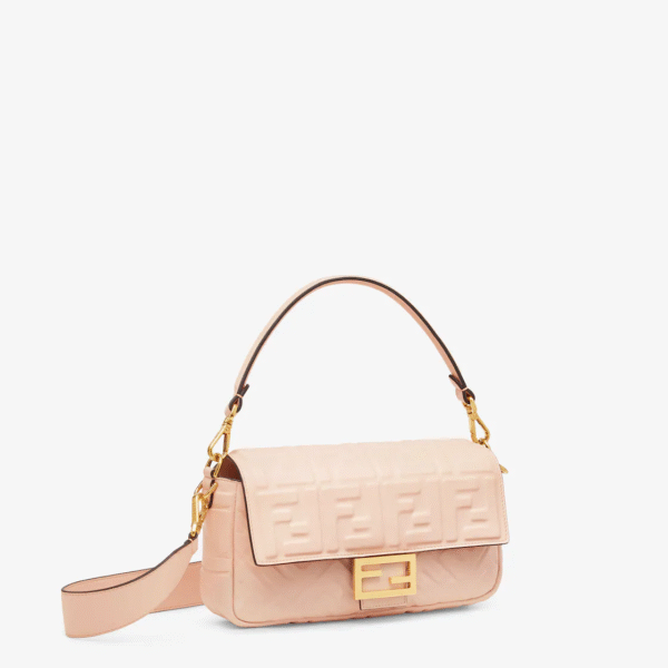 Fendi Baguette  Medium