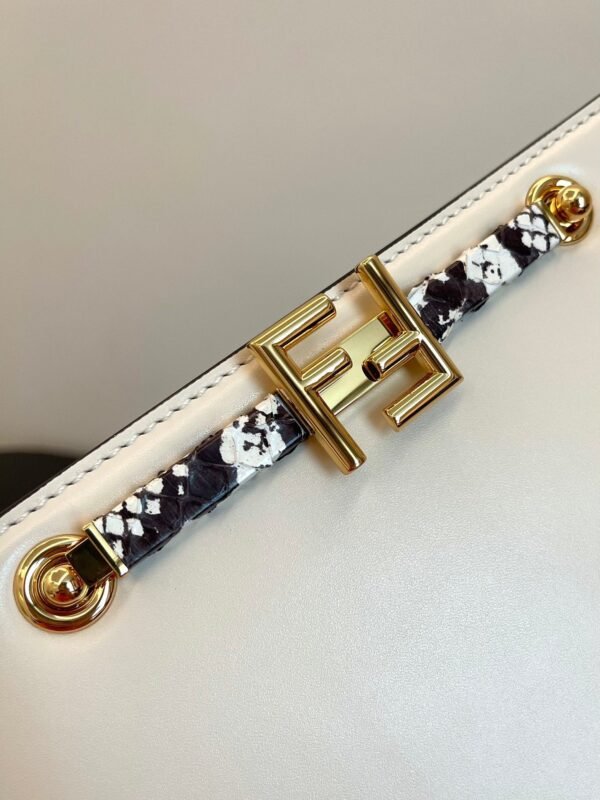 D6669E9C-9133-ED92-AF88-04C89D313A3D.jpg Fendi Touch Bag