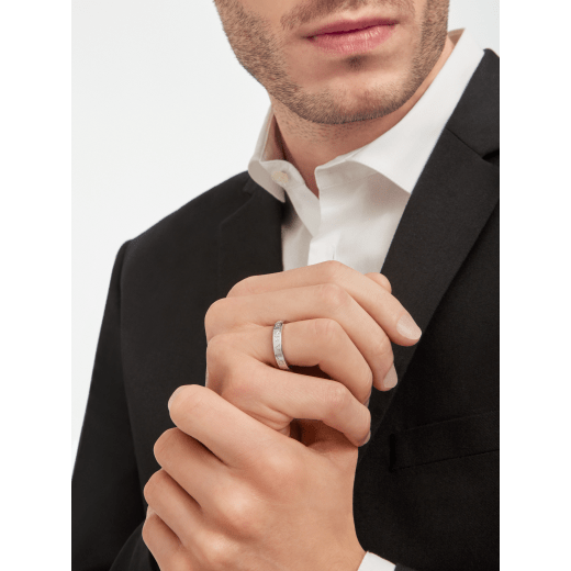 D6E444DC-9644-DC38-15F3-34B3CEA671F9.png RING