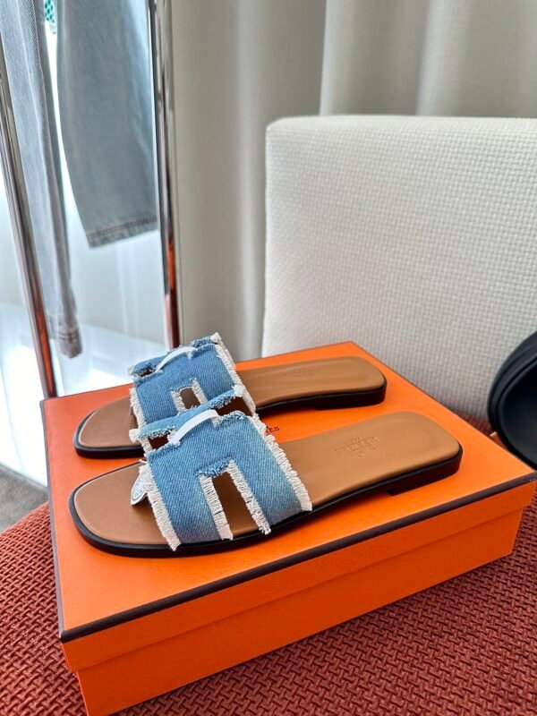 Hermes Women's Oran Sandal