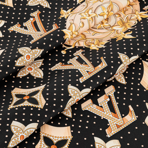 Monogram LV Locks Square 90 M90660