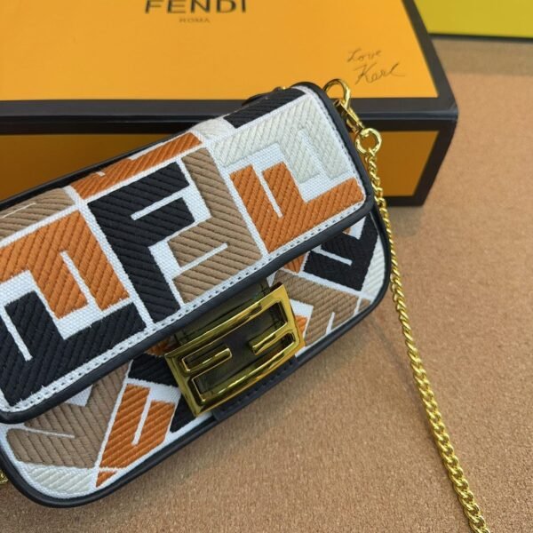 Fendi Baguette Mini