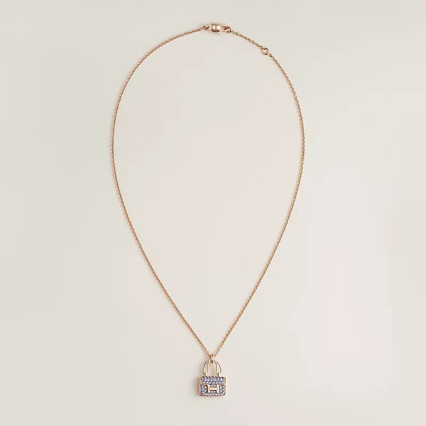 Amulettes Constance pendant