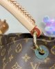 E4319C90-52D8-425C-92FB-9BD4DE6E31E6.jpg Louis Vuitton Artsy MM M40249