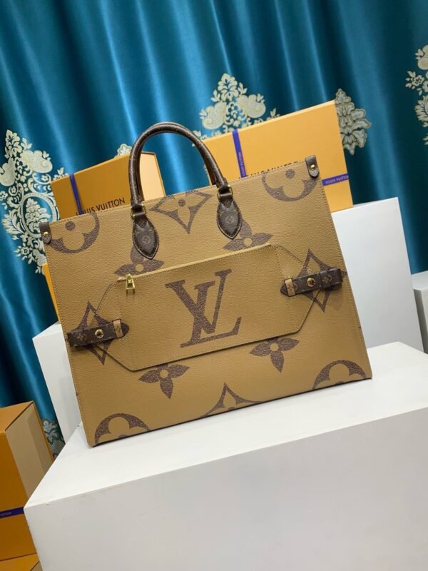 Louis Vuitton M46823 OnTheGo Voyage