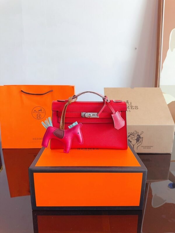 E5124F6D-397F-FDD1-D867-79E800686628.jpg Kelly 20 Bag