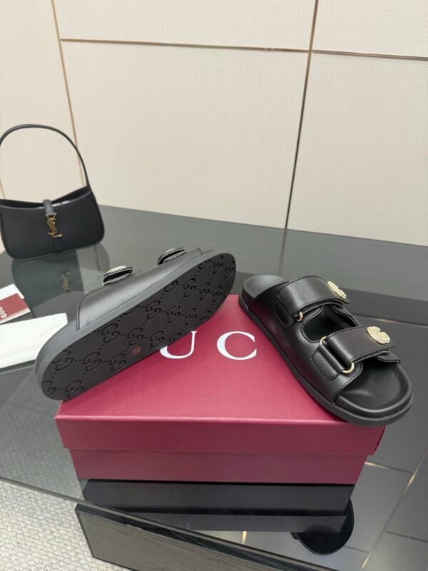 E5CC0A98-885D-249E-A1E5-BCC6C932AF08.jpg GUCCI Women's Platform Slide Sandal