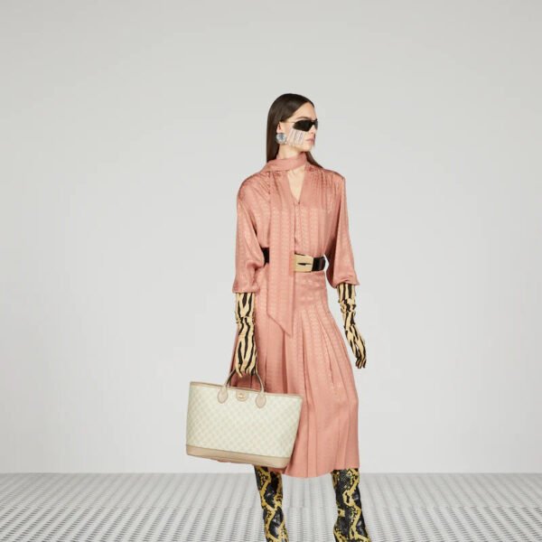 E83C5E64-5A2A-DAE5-F878-B2CF231F8850.jpg OPHIDIA MEDIUM TOTE BAG