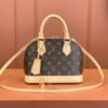 EABFFAC6-3DB9-1045-11CC-7353776D1F9E.jpg Louis Vuitton Alma BB M46990