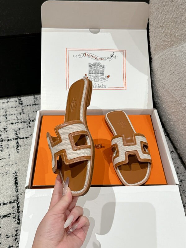 Hermes Women's Oran Sandal