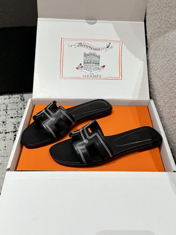 Hermes Women's Oran Sandal