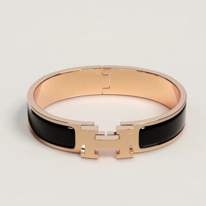 EB4BECE8-1001-F532-6DE5-41D655EBFDBD.jpg Hermes Clic H bracelet