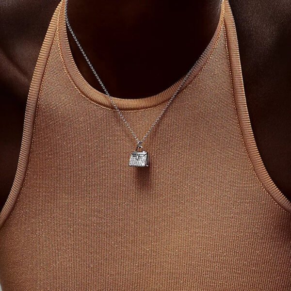 Amulettes Kelly pendant