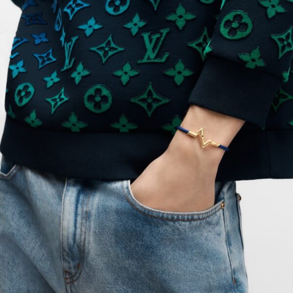 Volt Upside Down Play Large Bracelet, Yellow Gold