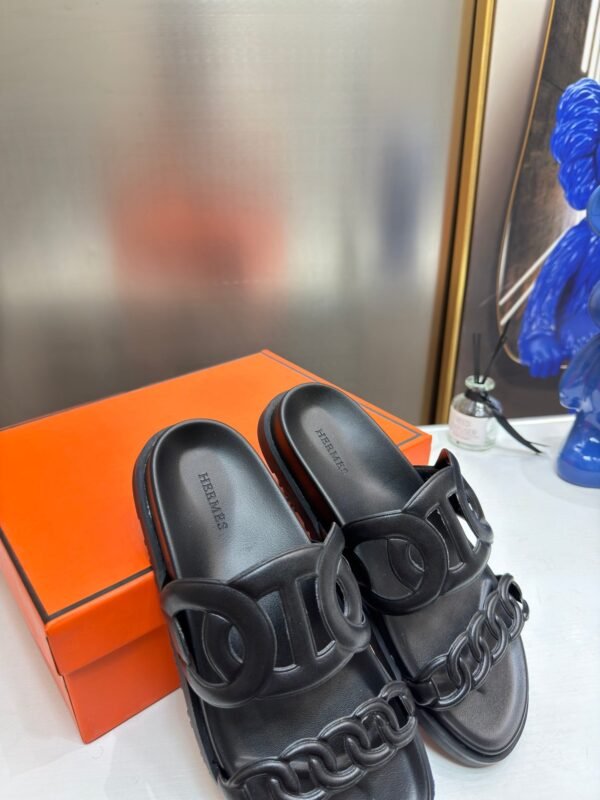 EF9AA0B2-895B-CA4B-A3C5-25103C983EB8.jpg Hermes Women's Extra Sandal