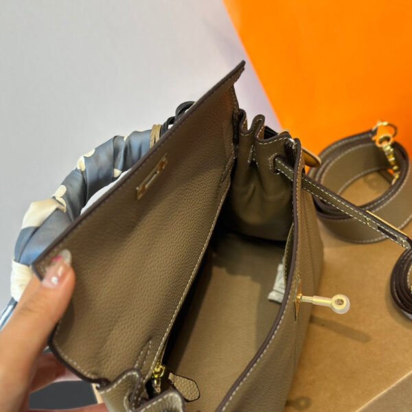 F5D08B00-D019-FE44-D70A-CD52F1F9E5BE.jpg Kelly 25 Bag