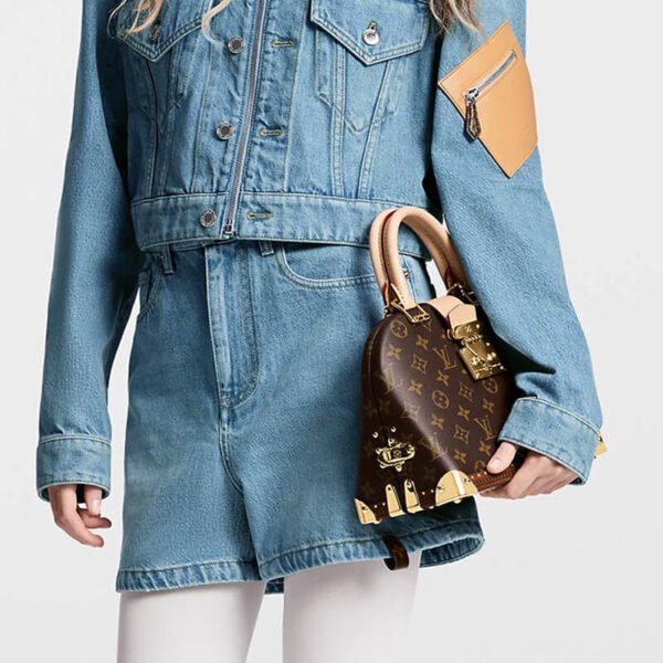 F6BD975E-D54B-0F1D-B567-1D35F0F6332C.jpg Louis Vuitton Alma Trunk M11114