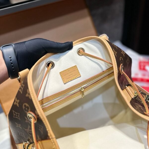 Monogram Neo Bucket Bag